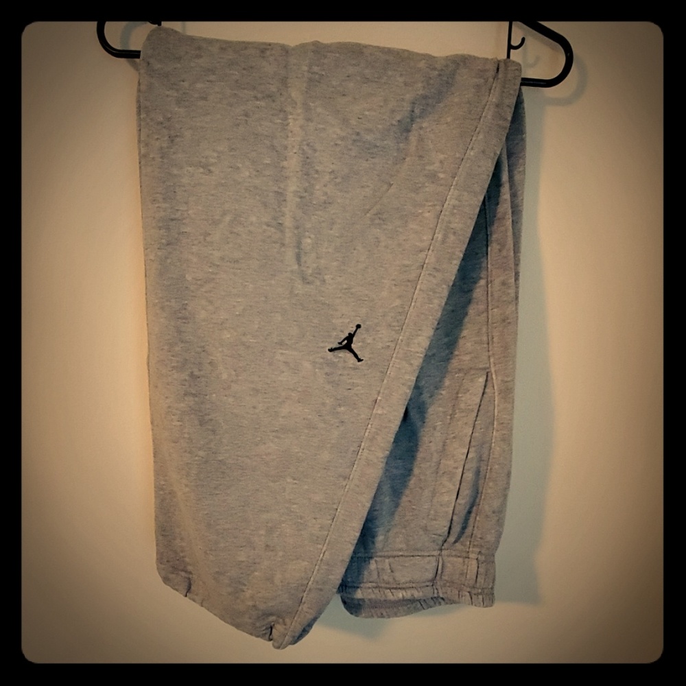 Grey jordan sweats